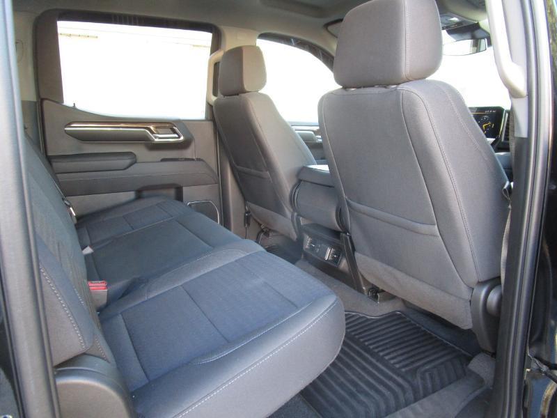 Chevrolet Silverado 1500 LT Crew Cab 4WD 2023