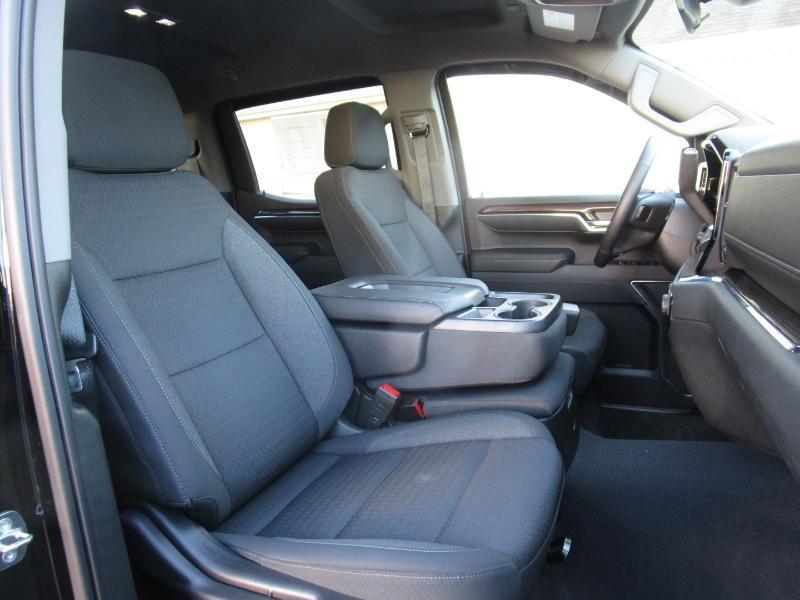 Chevrolet Silverado 1500 LT Crew Cab 4WD 2023