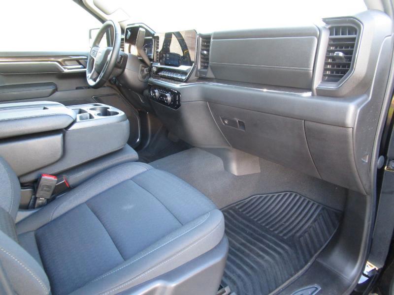 Chevrolet Silverado 1500 LT Crew Cab 4WD 2023