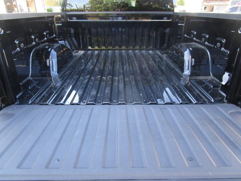 Chevrolet Silverado 1500 LT Crew Cab 4WD 2023