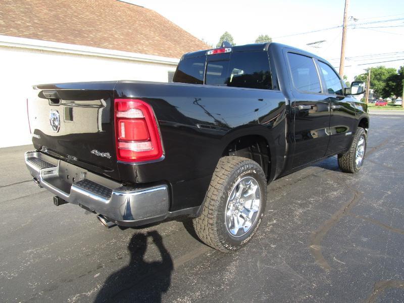 RAM 1500 Big Horn Crew Cab SWB 4WD 2023
