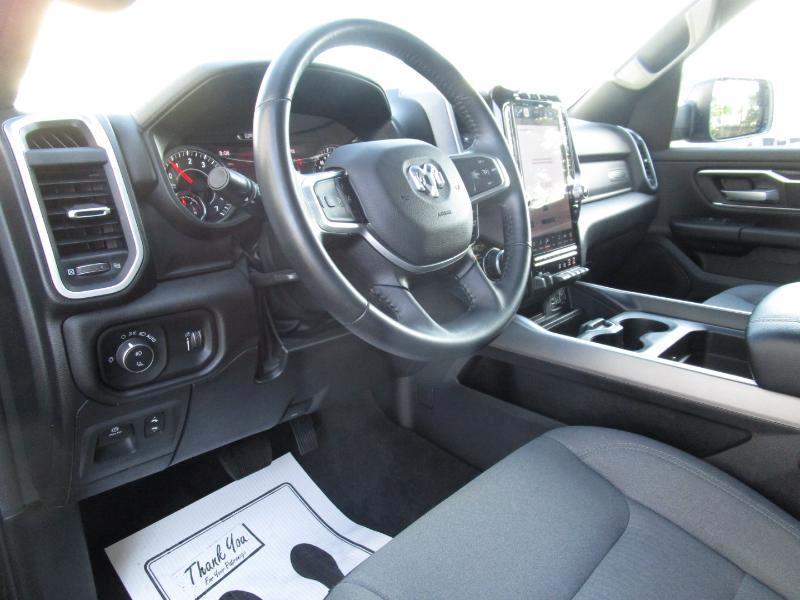 RAM 1500 Big Horn Crew Cab SWB 4WD 2023