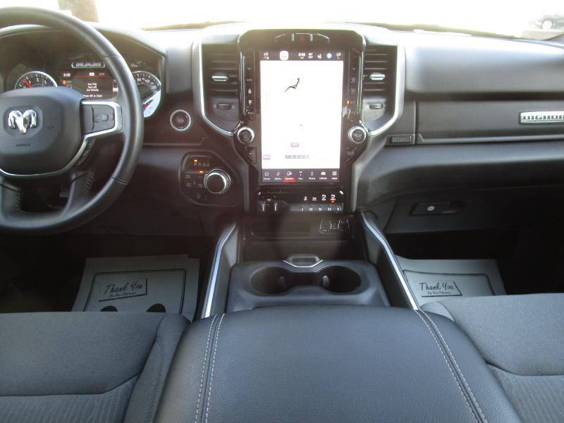 RAM 1500 Big Horn Crew Cab SWB 4WD 2023