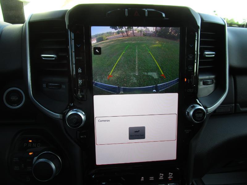 RAM 1500 Big Horn Crew Cab SWB 4WD 2023