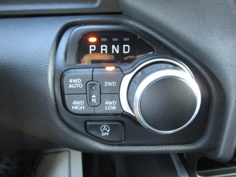 RAM 1500 Big Horn Crew Cab SWB 4WD 2023