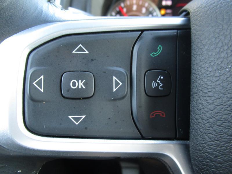 RAM 1500 Big Horn Crew Cab SWB 4WD 2023