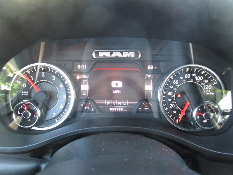 RAM 1500 Big Horn Crew Cab SWB 4WD 2023