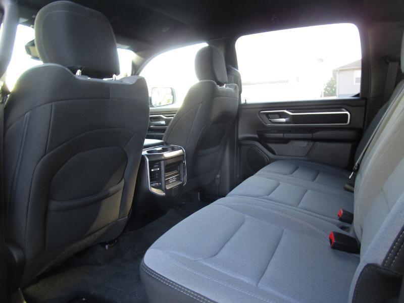 RAM 1500 Big Horn Crew Cab SWB 4WD 2023