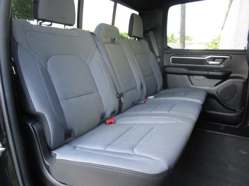 RAM 1500 Big Horn Crew Cab SWB 4WD 2023