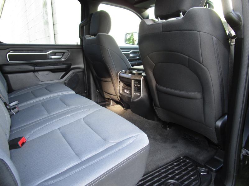 RAM 1500 Big Horn Crew Cab SWB 4WD 2023