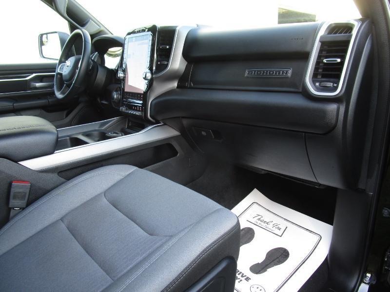 RAM 1500 Big Horn Crew Cab SWB 4WD 2023