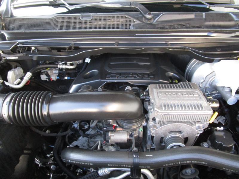 RAM 1500 Big Horn Crew Cab SWB 4WD 2023