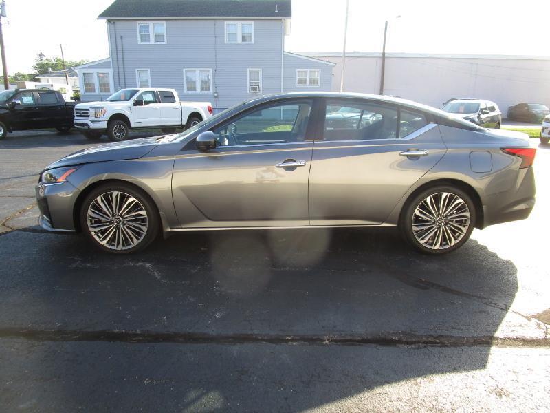 Nissan Altima 2.5 SL 2023