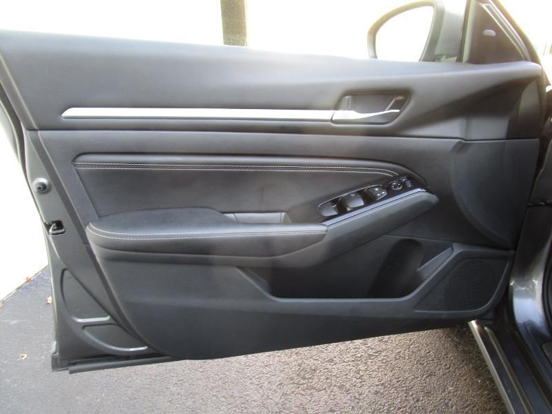 Nissan Altima 2.5 SL 2023