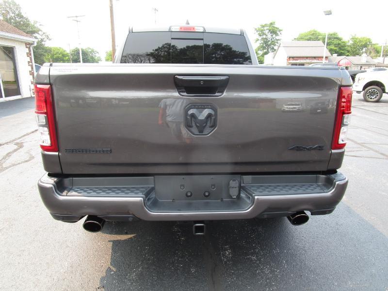 RAM 1500 Big Horn Crew Cab SWB 4WD 2023