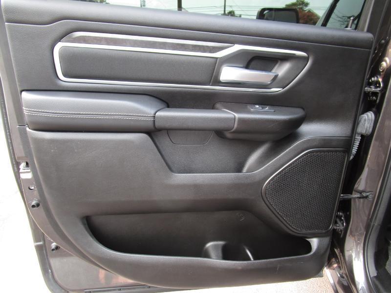 RAM 1500 Big Horn Crew Cab SWB 4WD 2023
