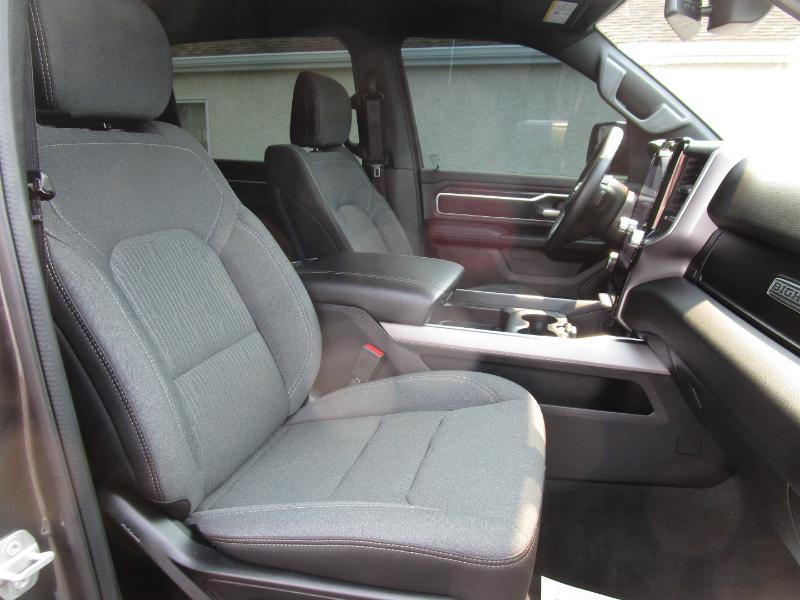 RAM 1500 Big Horn Crew Cab SWB 4WD 2023