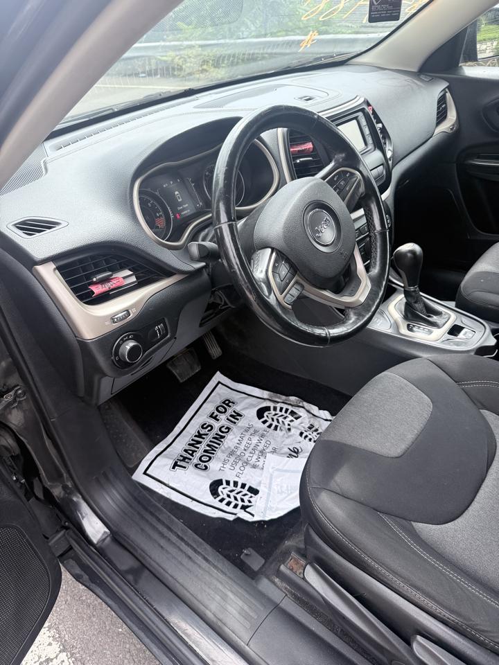Jeep Cherokee 4WD 4dr Sport 2014