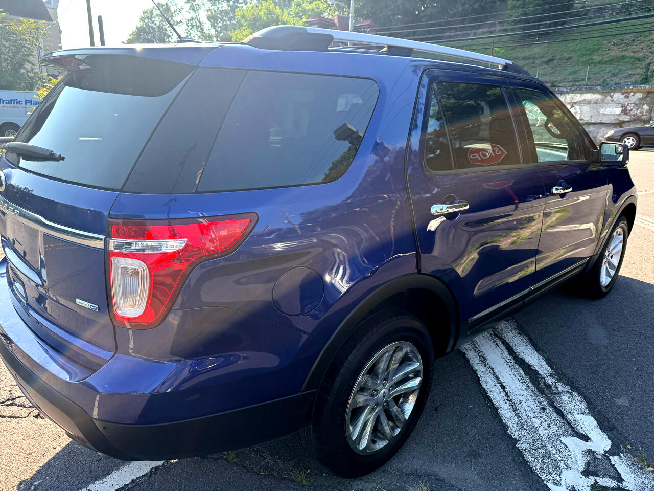 Ford Explorer 4WD 4dr XLT 2013 Ford Explorer 4WD 4dr XLT 2013