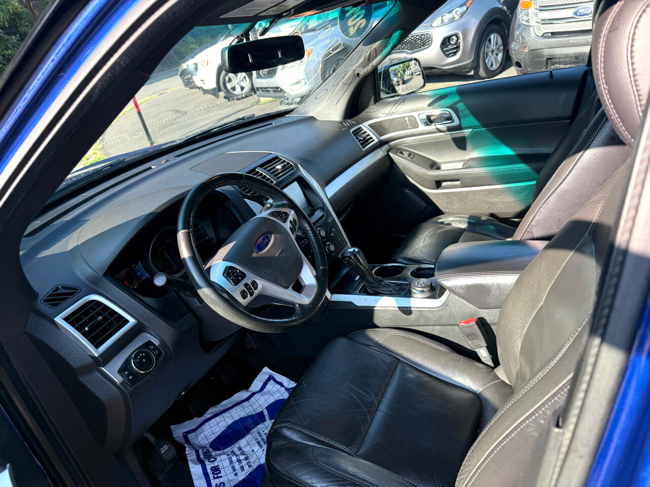 Ford Explorer 4WD 4dr XLT 2013 Ford Explorer 4WD 4dr XLT 2013