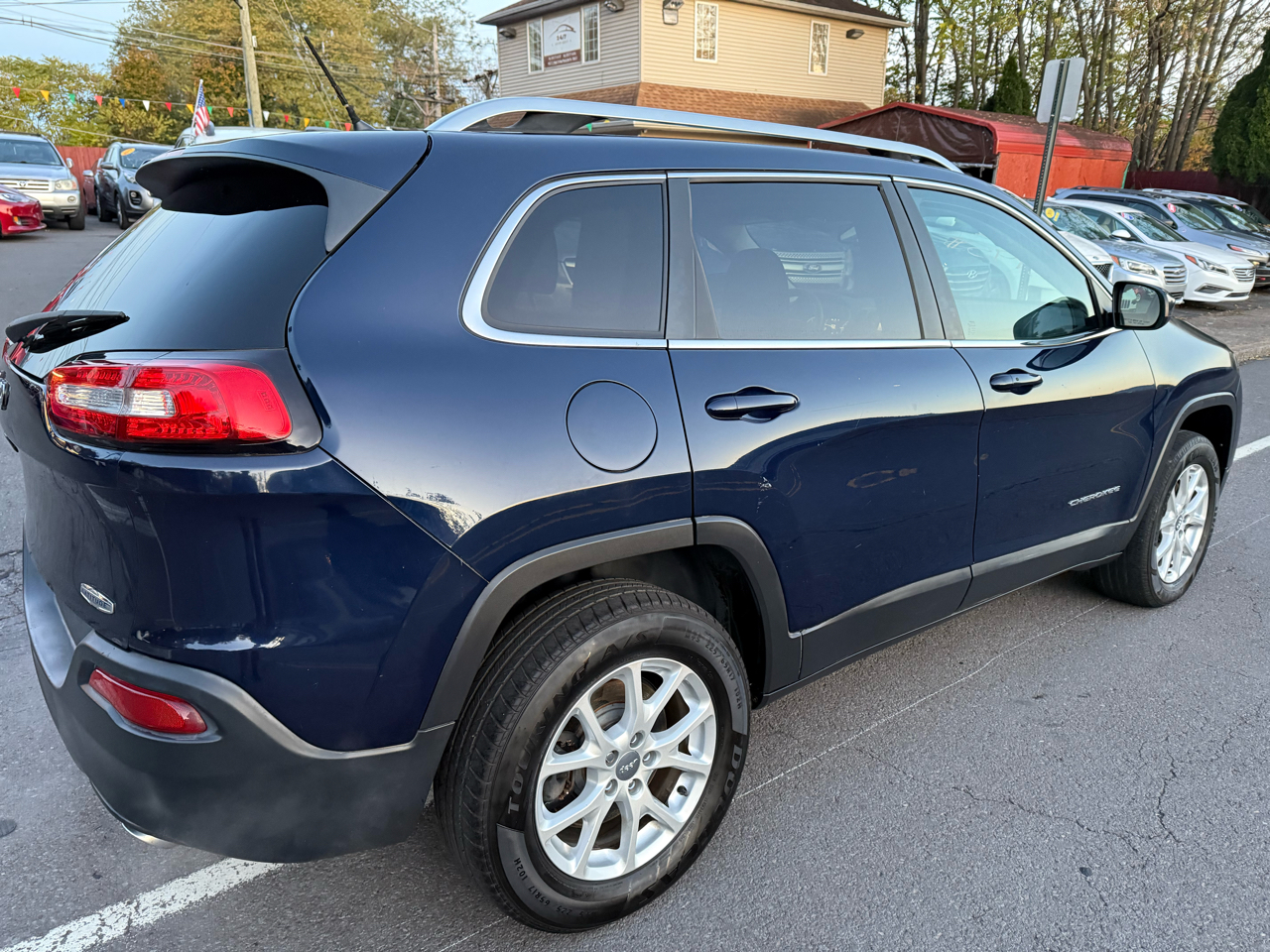 Jeep Cherokee 4WD 4dr Latitude 2014 Jeep Cherokee 4WD 4dr Latitude 2014
