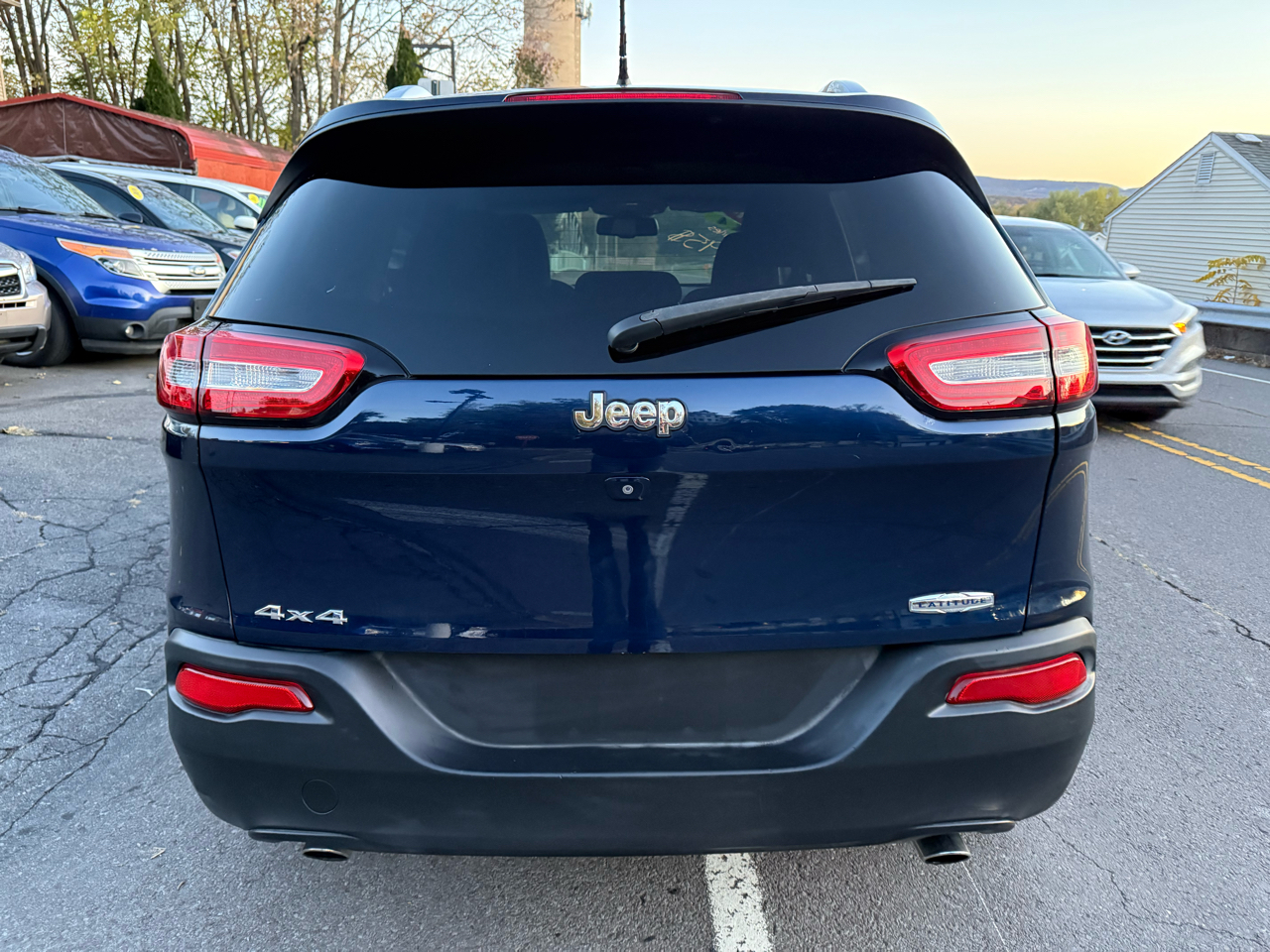 Jeep Cherokee 4WD 4dr Latitude 2014 Jeep Cherokee 4WD 4dr Latitude 2014