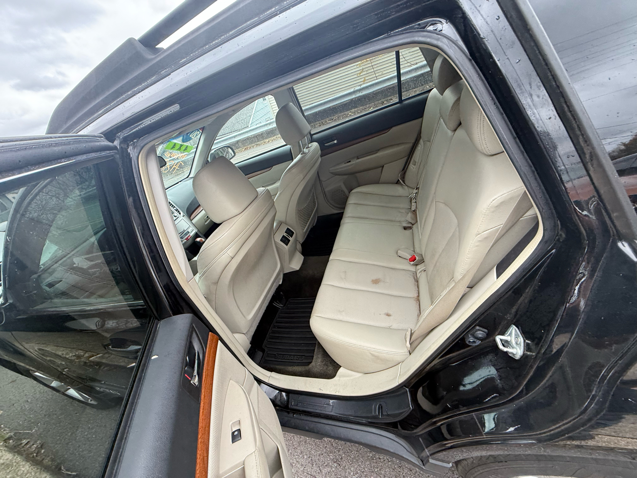 Subaru Outback 4dr Wgn H4 Auto 2.5i Limited 2014 Subaru Outback 4dr Wgn H4 Auto 2.5i Limited 2014