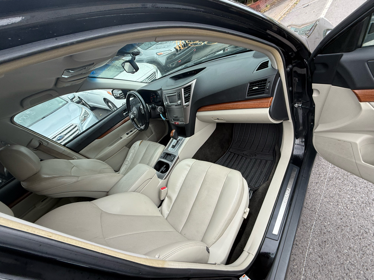 Subaru Outback 4dr Wgn H4 Auto 2.5i Limited 2014 Subaru Outback 4dr Wgn H4 Auto 2.5i Limited 2014