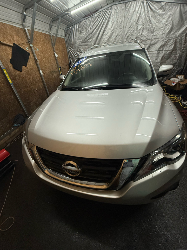 Nissan Pathfinder 4x4 SV 2019