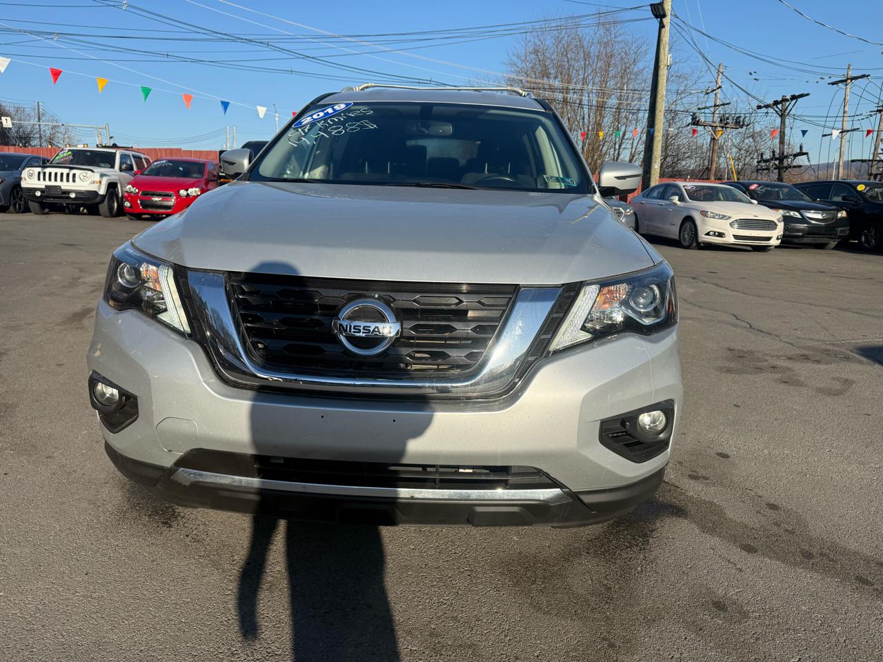 Nissan Pathfinder 4x4 SV 2019