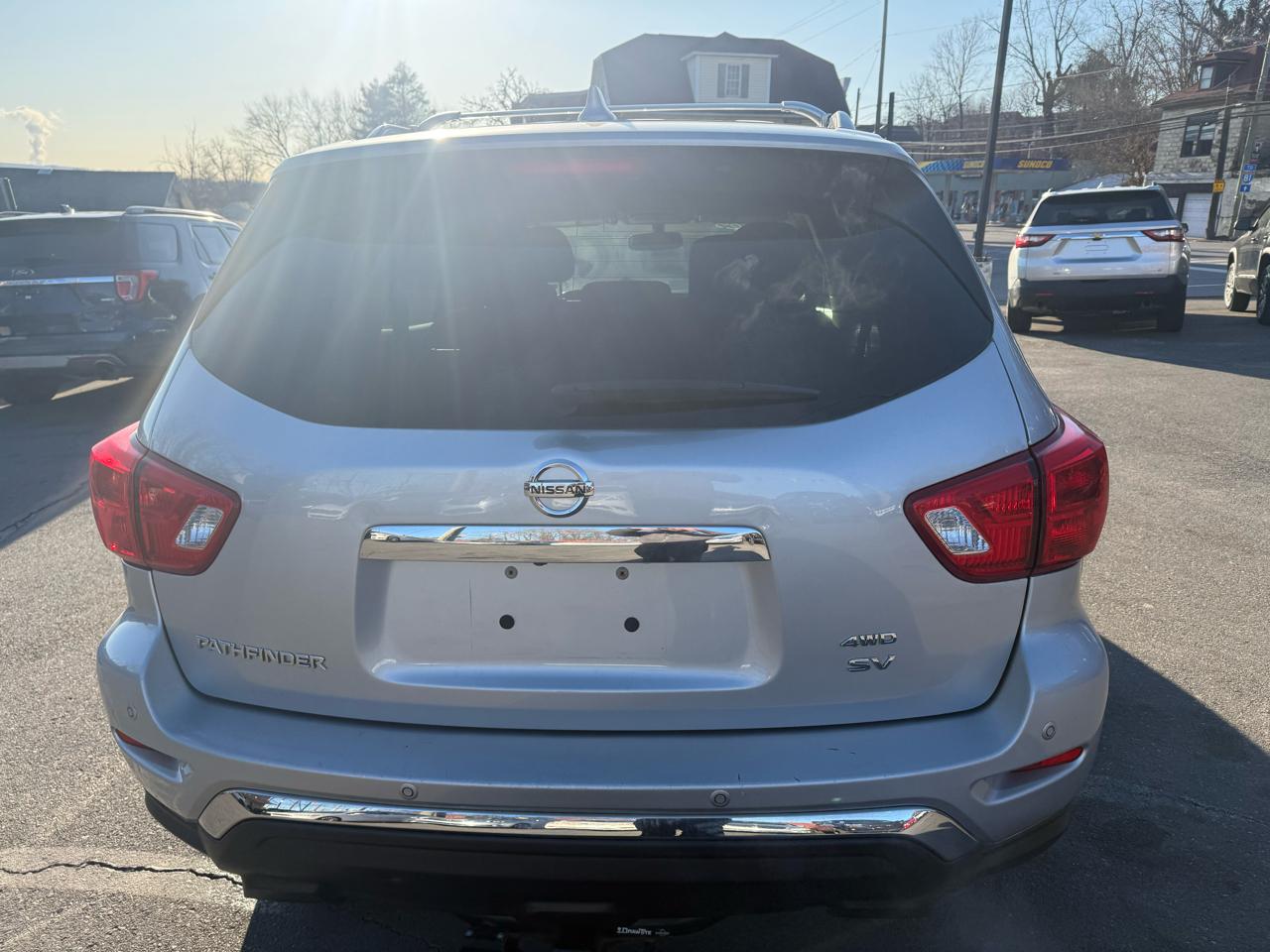 Nissan Pathfinder 4x4 SV 2019