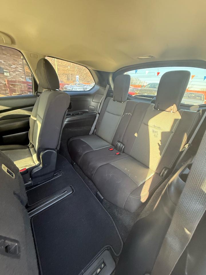 Nissan Pathfinder 4x4 SV 2019