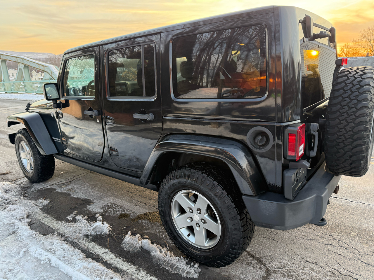 Jeep Wrangler Unlimited 4WD 4dr Rubicon 2012