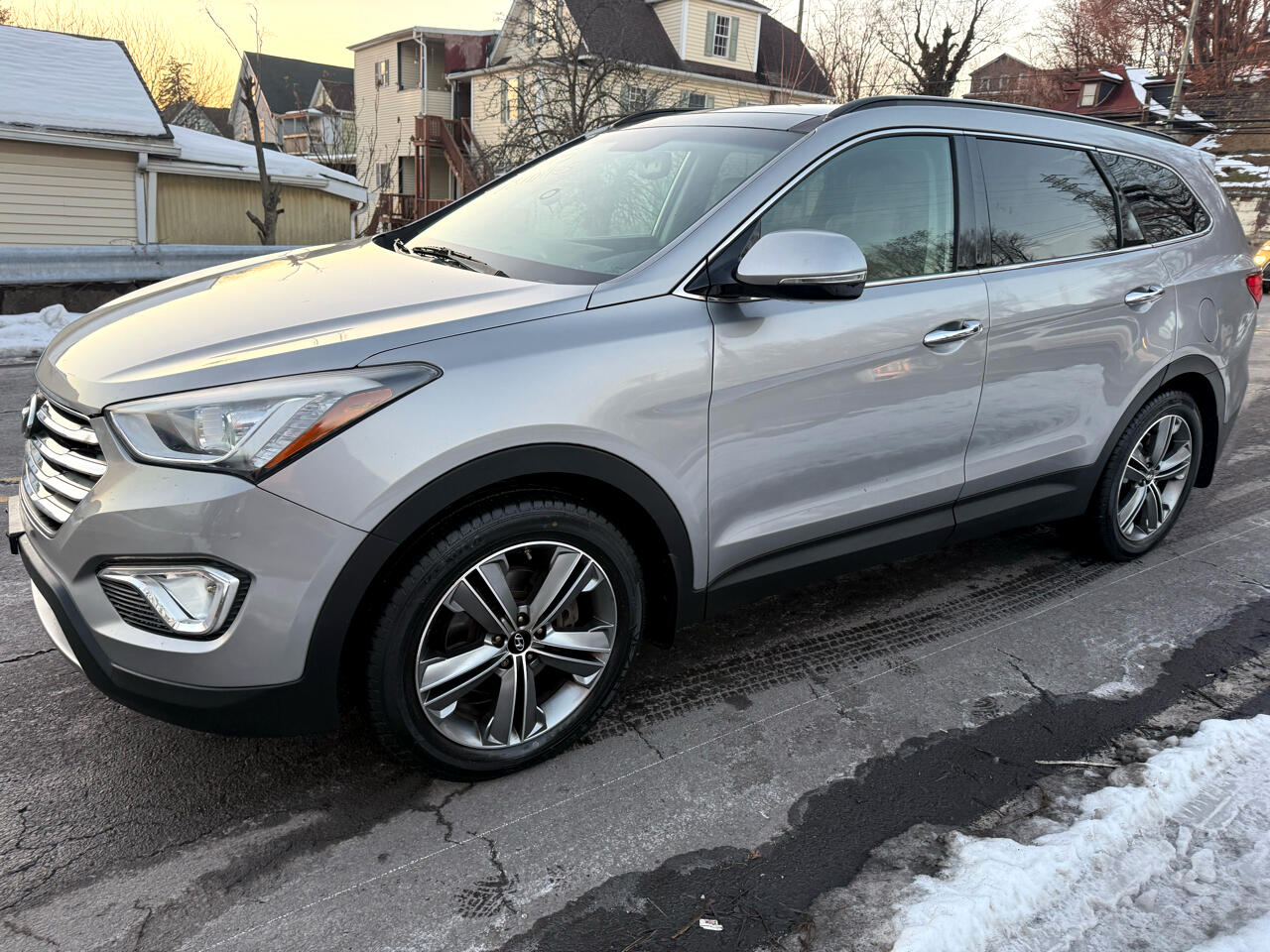 Hyundai Santa Fe FWD 4dr GLS 2015