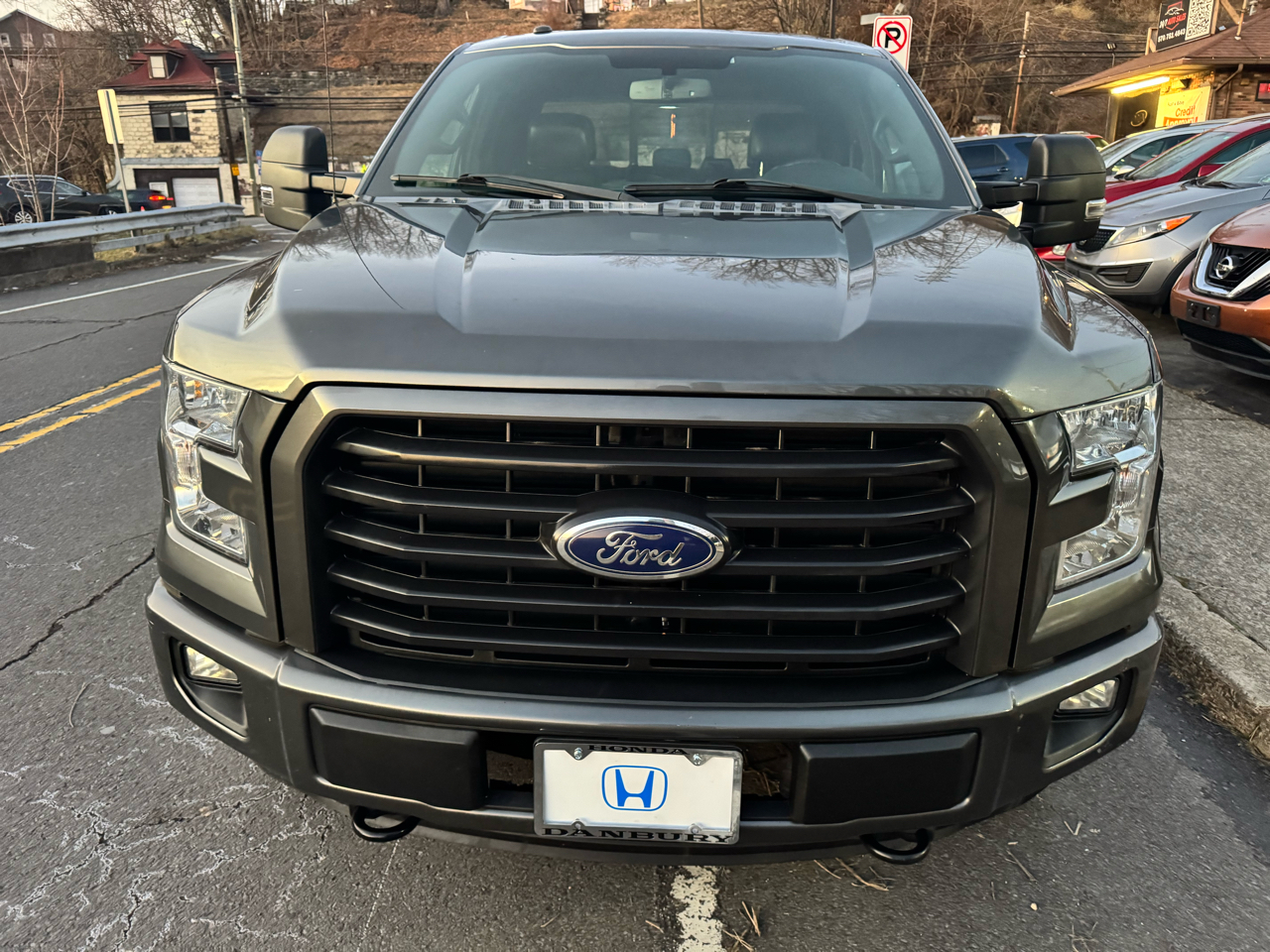 Ford F-150 4WD SuperCab 145" Lariat 2016