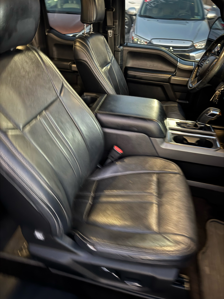 Ford F-150 4WD SuperCab 145" Lariat 2016