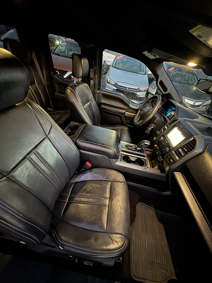 Ford F-150 4WD SuperCab 145" Lariat 2016