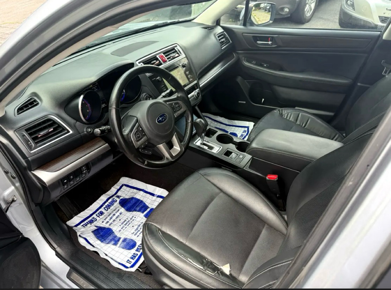 Subaru Legacy 4dr Sdn 2.5i Limited PZEV 2016