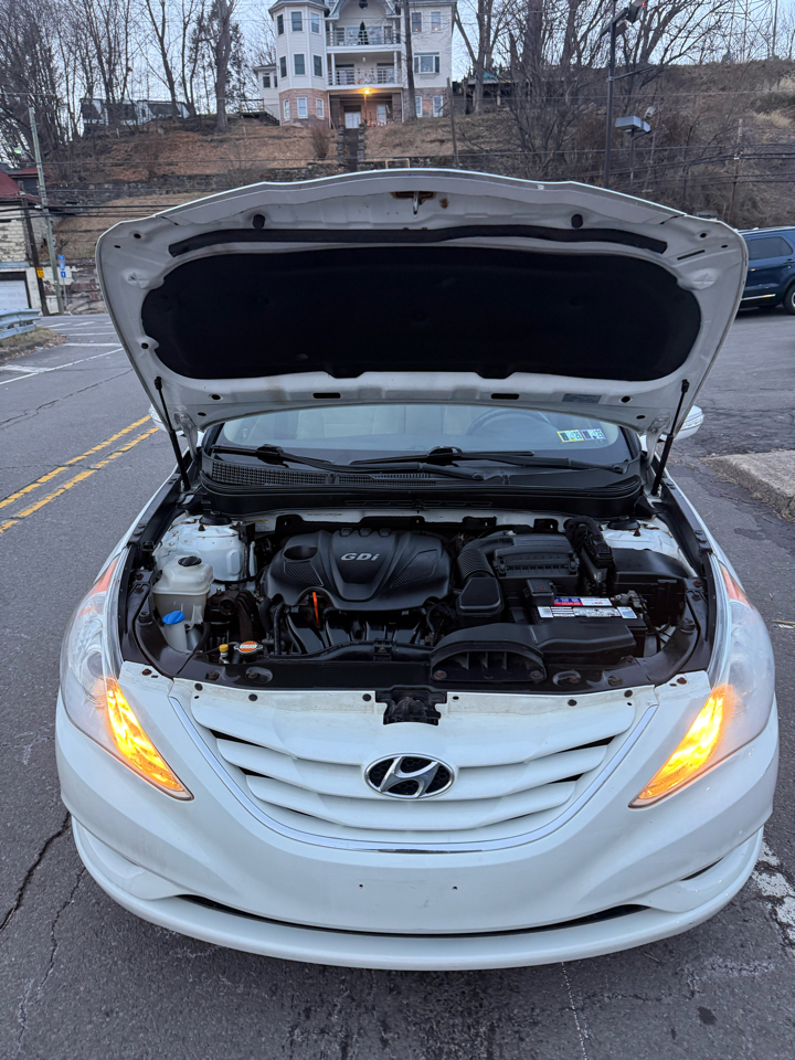 Hyundai Sonata 4dr Sdn 2.4L Auto GLS PZEV *Ltd Avail* 2013