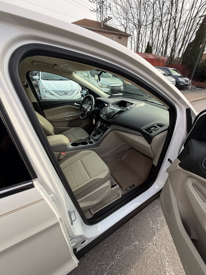 Ford Escape FWD 4dr SE 2014