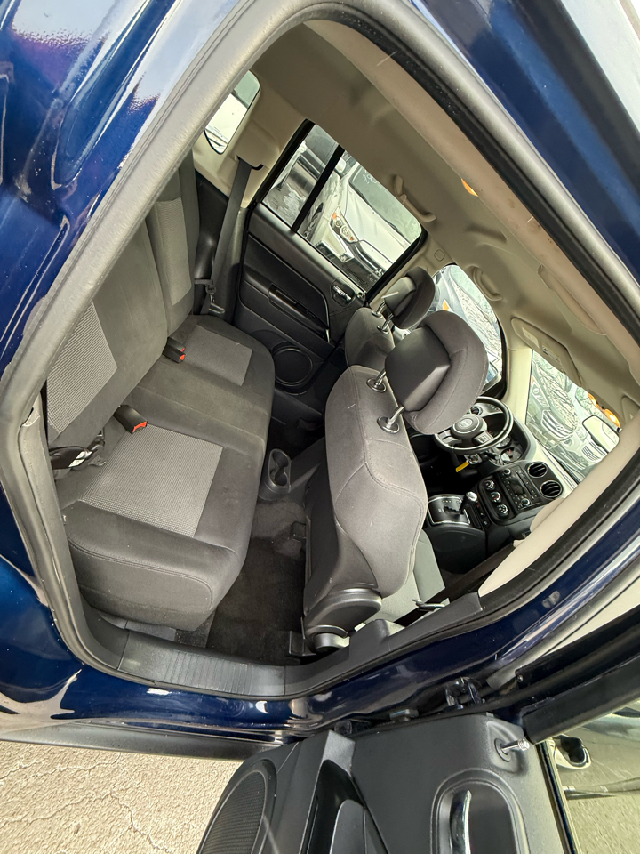 Jeep Compass 4WD 4dr Latitude 2012