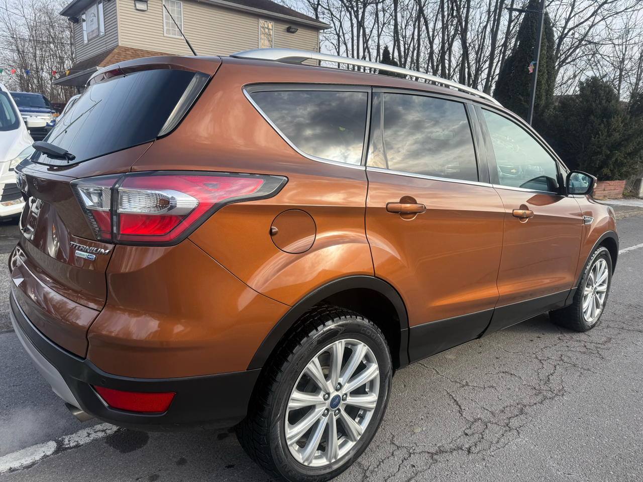 Ford Escape Titanium 4WD 2017