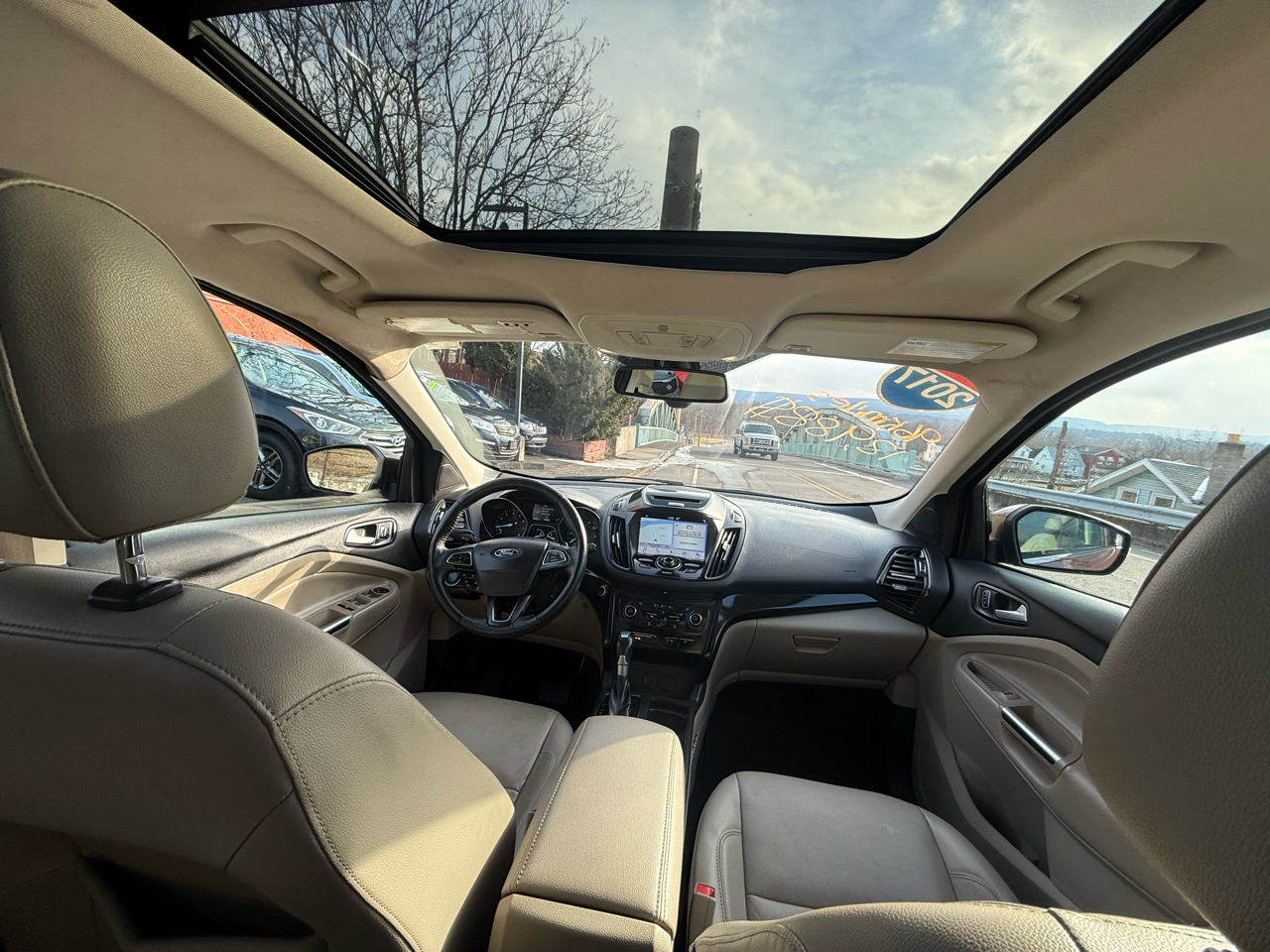 Ford Escape Titanium 4WD 2017