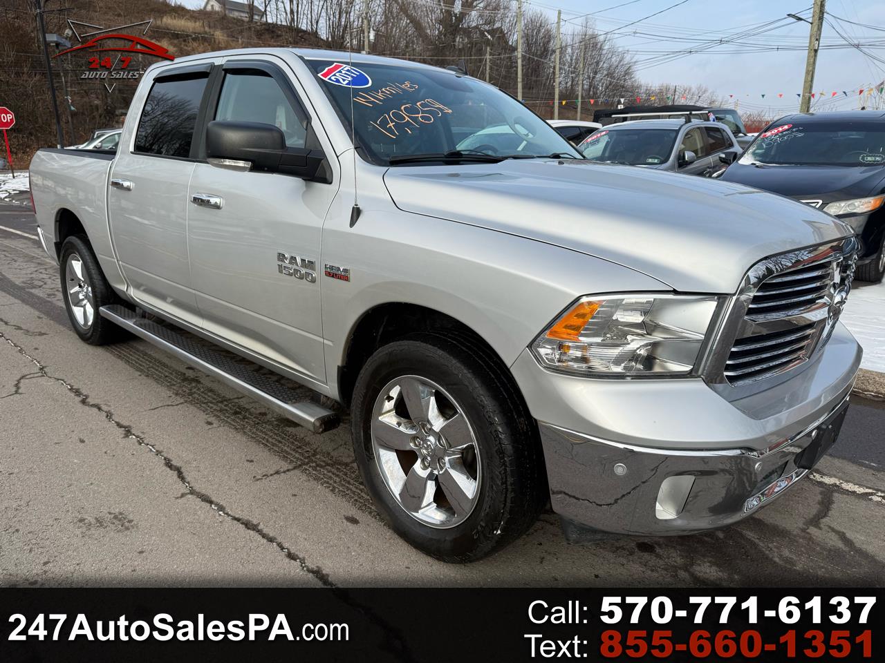 RAM 1500 Big Horn 4x4 Crew Cab 5'7" Box 2017