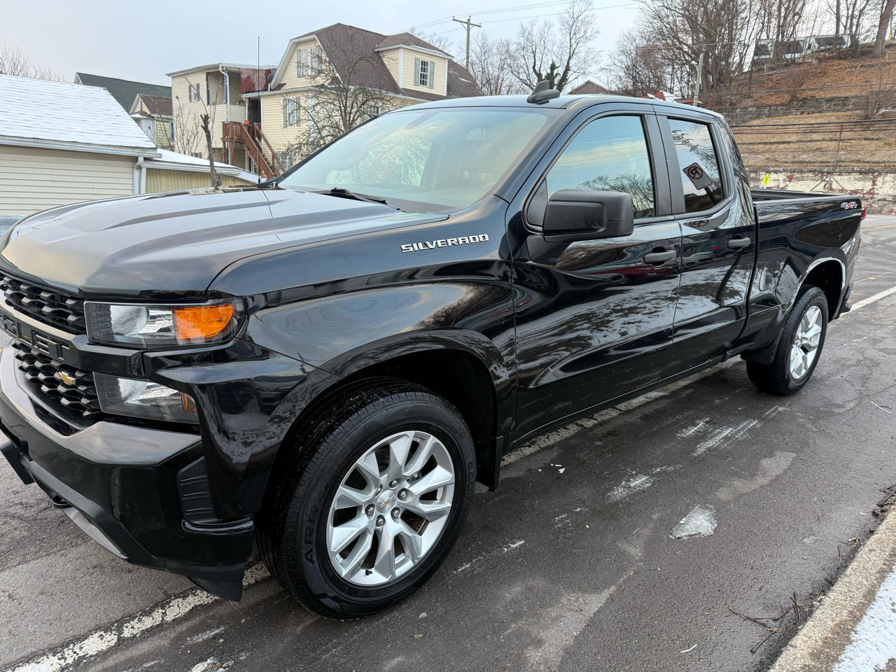 Chevrolet Silverado 1500 4WD Double Cab 147" Custom 2020