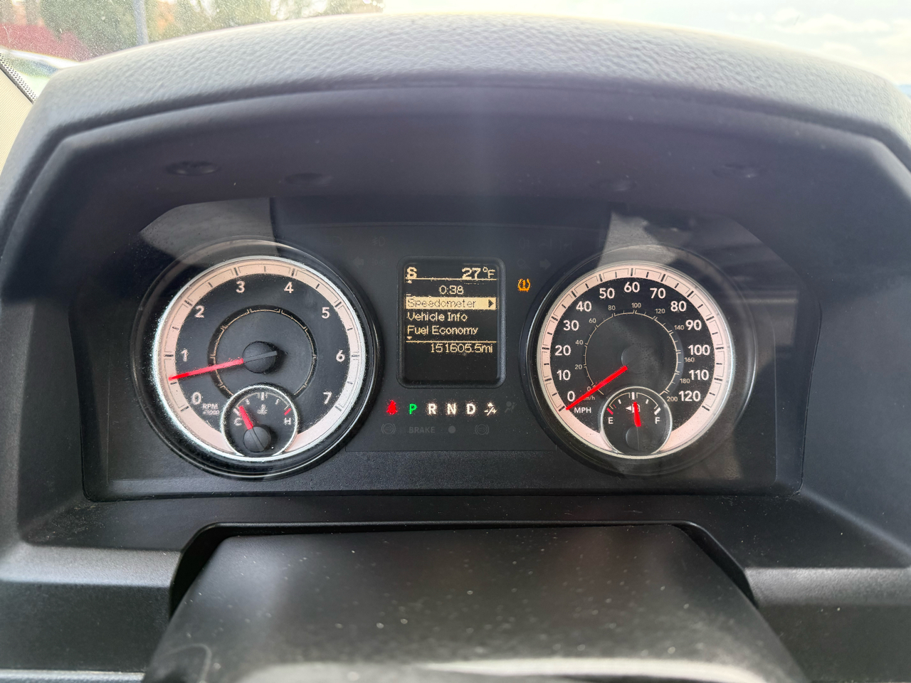 RAM 1500 4WD Quad Cab 140.5" Express 2016