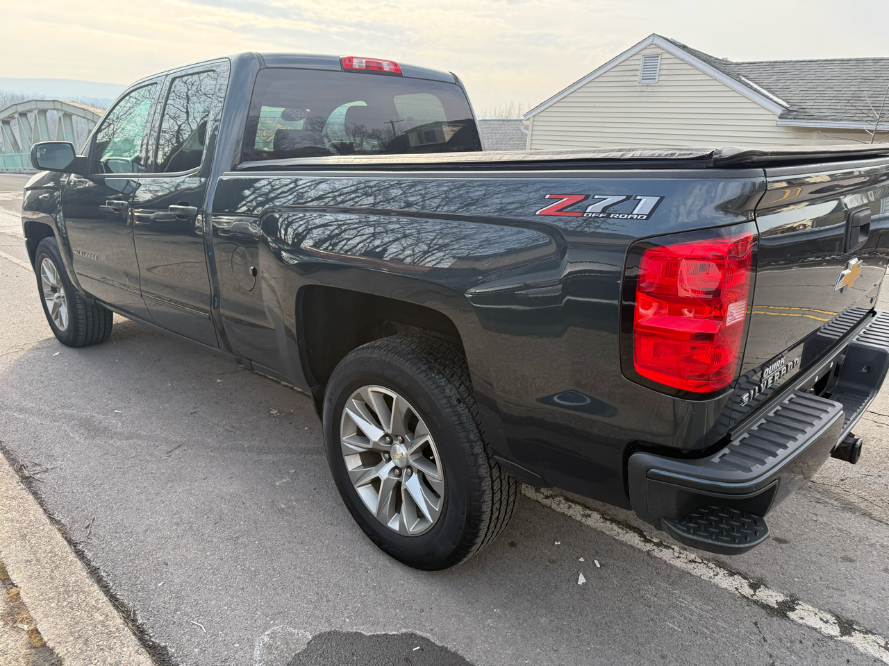 Chevrolet Silverado 1500 4WD Double Cab 143.5" LT w/2LT 2018
