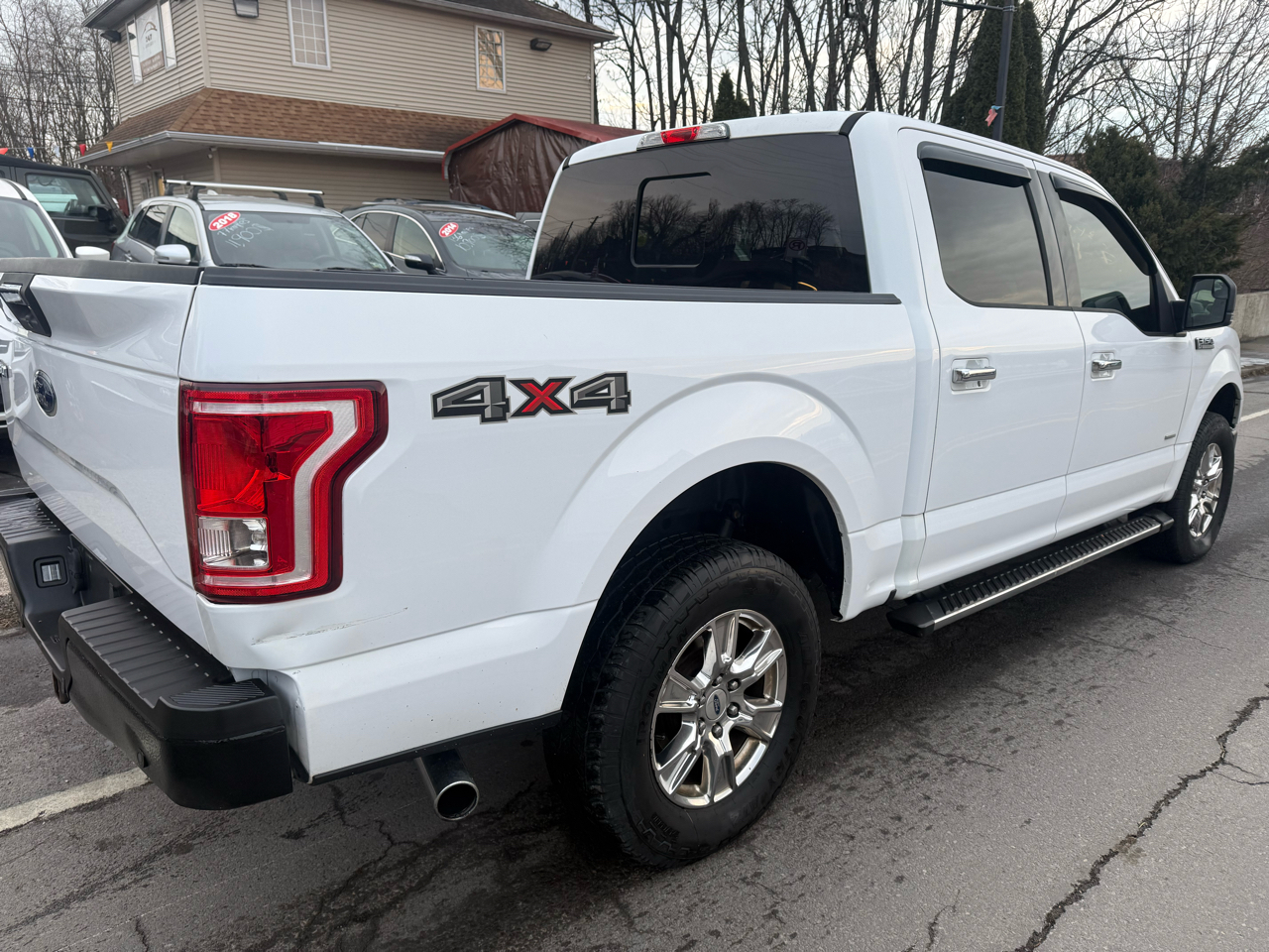 Ford F-150 Lariat 4WD SuperCrew 5.5' Box 2017