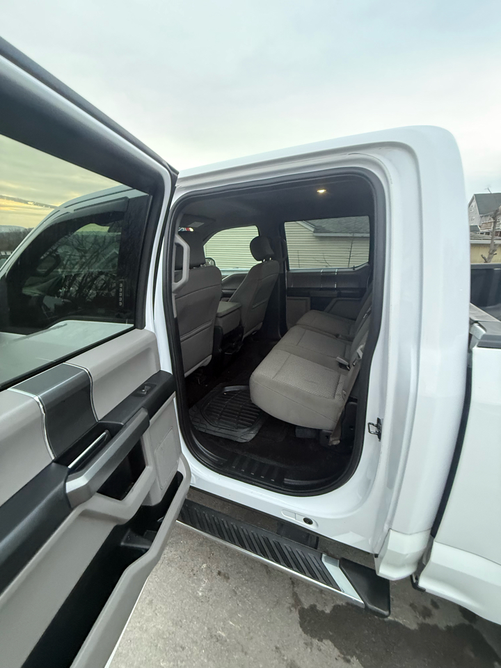 Ford F-150 Lariat 4WD SuperCrew 5.5' Box 2017