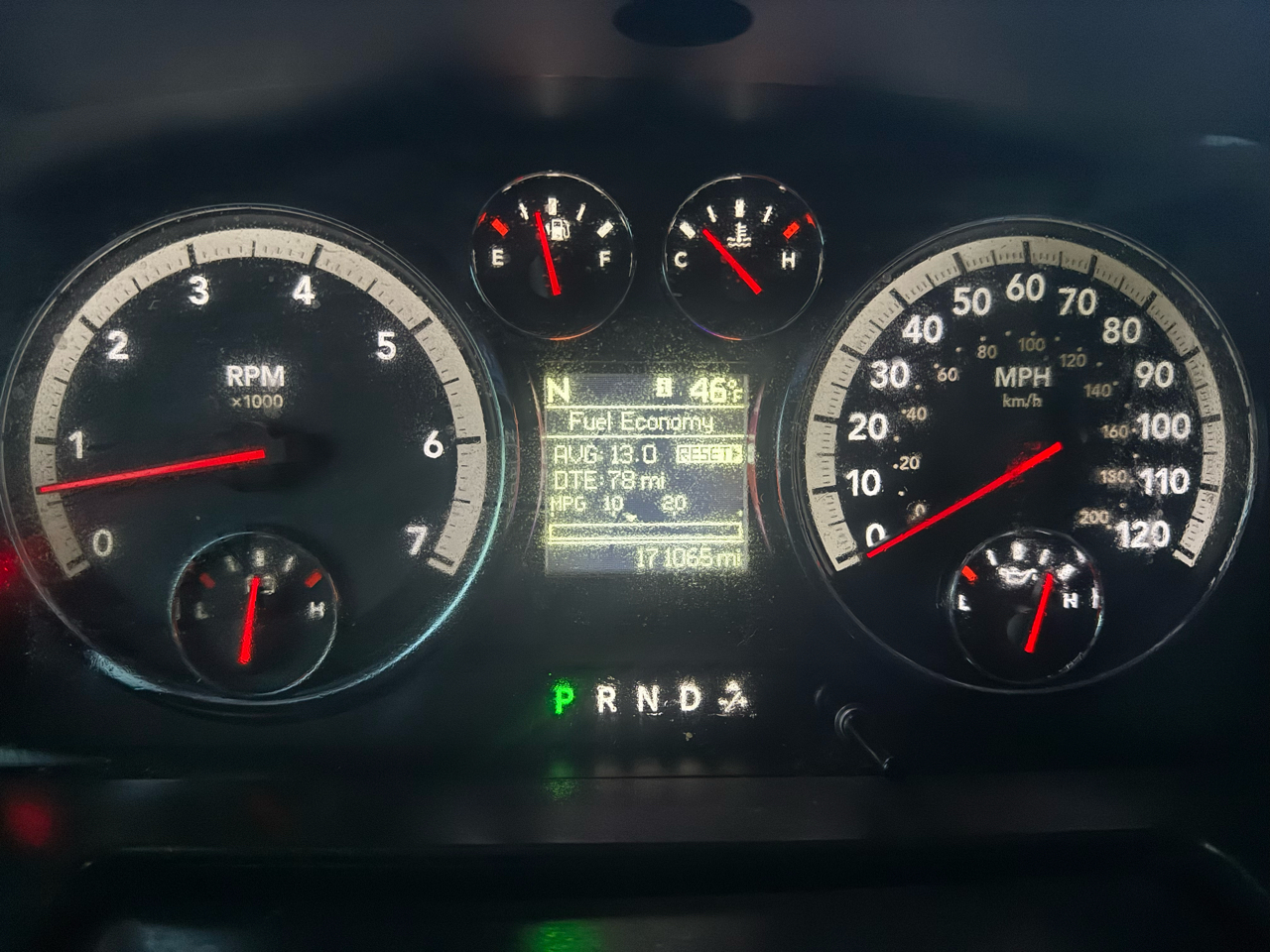 RAM 1500 4WD Quad Cab 140.5" Laramie 2012